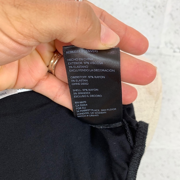 Kimchi Blue Sz S Black Body Suit, Deep V-Neck. - Picture 7 of 8